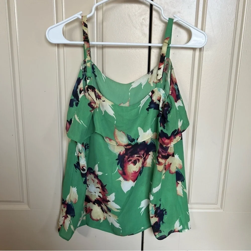CAbi Green Floral Bloom Cami Spaghetti Strap Blouse Size Small - Picture 4 of 11